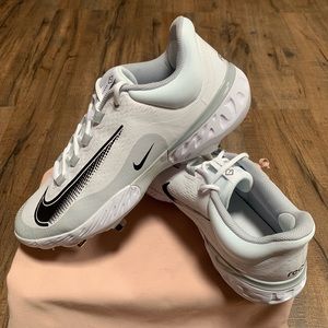 Nike Alpha Huarache Elite 4 Low Baseball Cleats